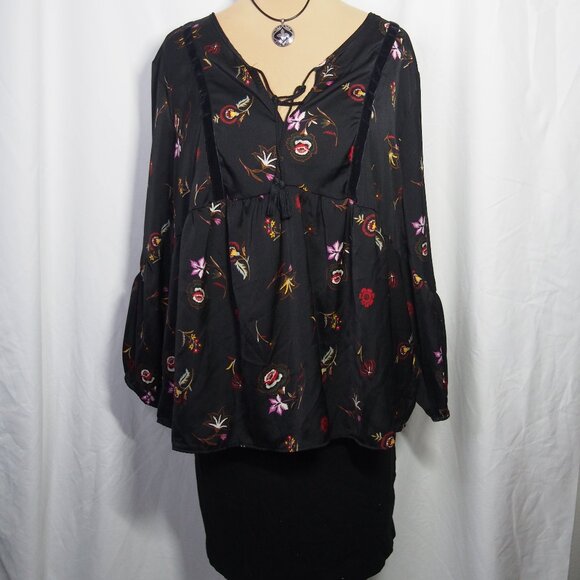 Old Navy Womens Black Boho Peasant Floral V Neck Tassel Tie Blouse Size XXL - Picture 6 of 15